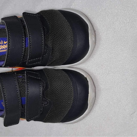 Nike star runner
Toddler size 6 - Picture 4 of 4